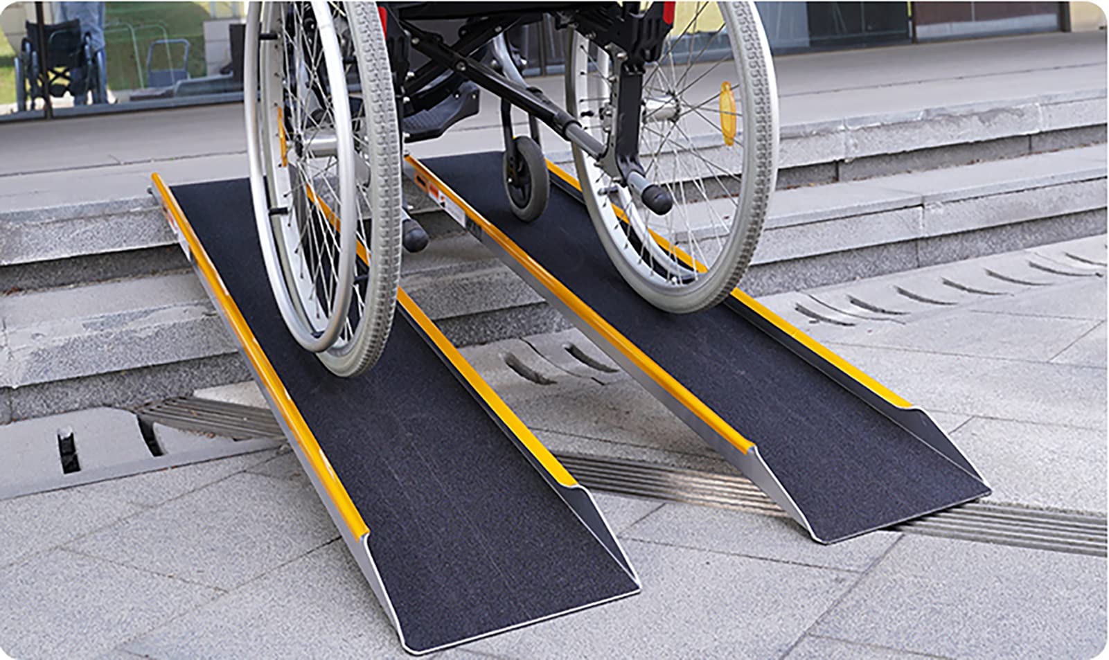 Amazon.co.jp: 段差スロープ 車 段差プレート 階段/階段用の車椅子用